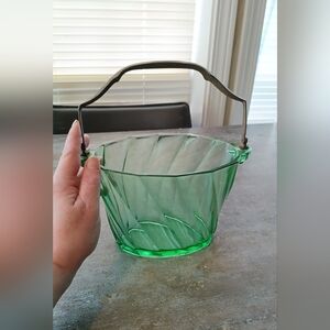Heisey Moongleam Twist Ice Bucket